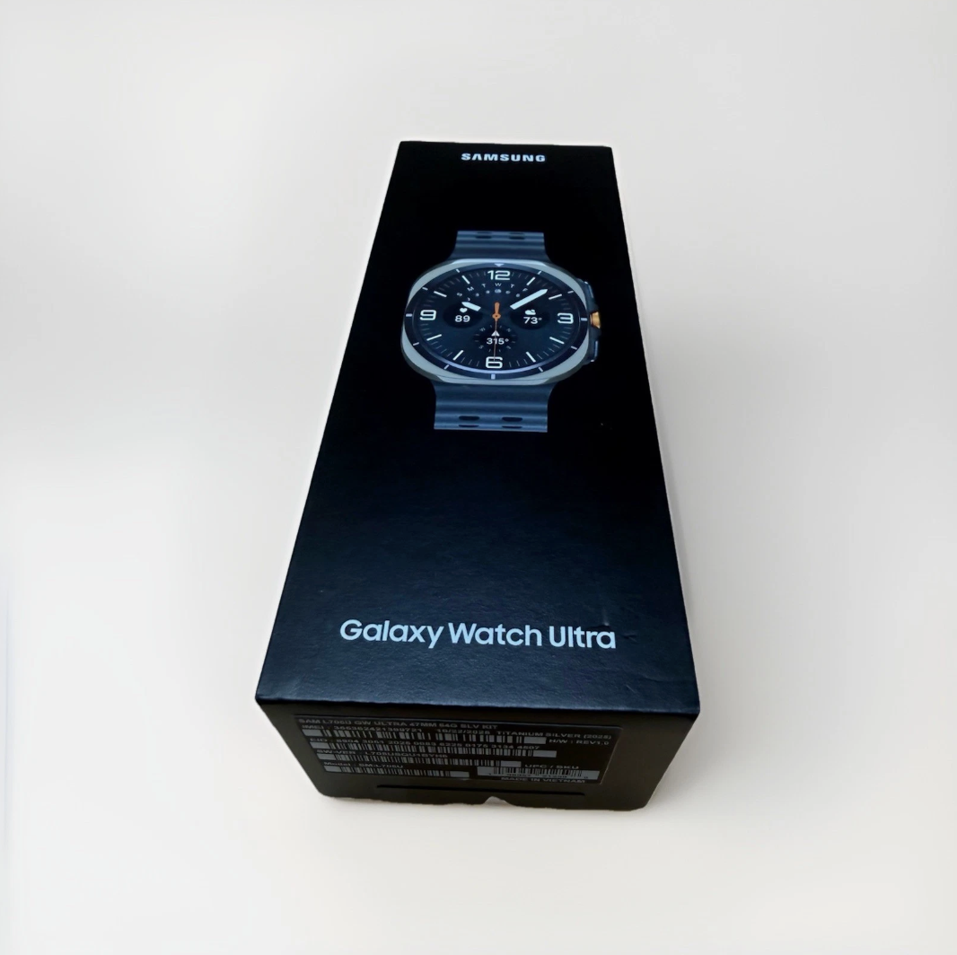 Samsung Galaxy Watch Ultra 47mm LTE Smartwatch – Titanium Silver | SM-L705UZS1XAA | New (2025)